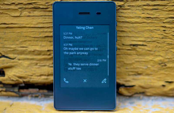 Обзор Light Phone 2: лекарство от смартфонной зависимости
