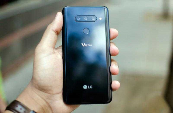 Обзор LG V40 ThinQ: смартфон с 5 творческими камерами