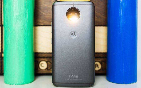 Обзор Motorola Moto G5s Plus — Смартфон который должен был выйти раньше