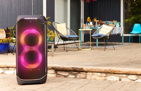 Обзор JBL PartyBox Ultimate: лучшей колонки для вечеринок с невероятно мощным звуком