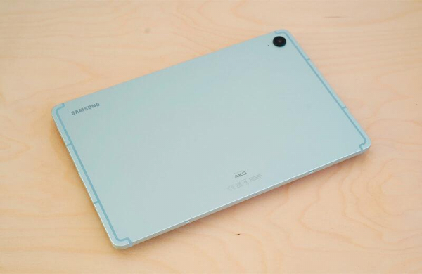 Обзор Samsung Galaxy Tab S9 FE: планшета конкурента iPad со стилусом и защитой от воды