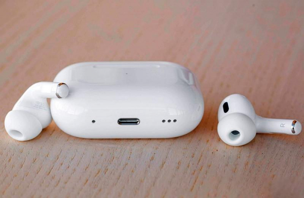 Обзор AirPods Pro 2: лучшие беспроводные наушники для пользователей Apple