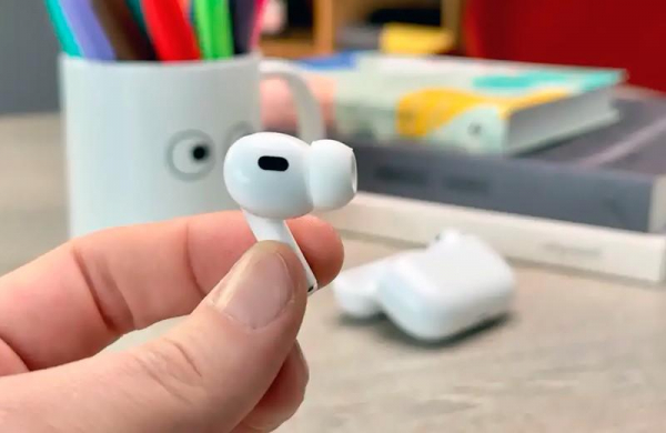 Обзор AirPods Pro 2: лучшие беспроводные наушники для пользователей Apple