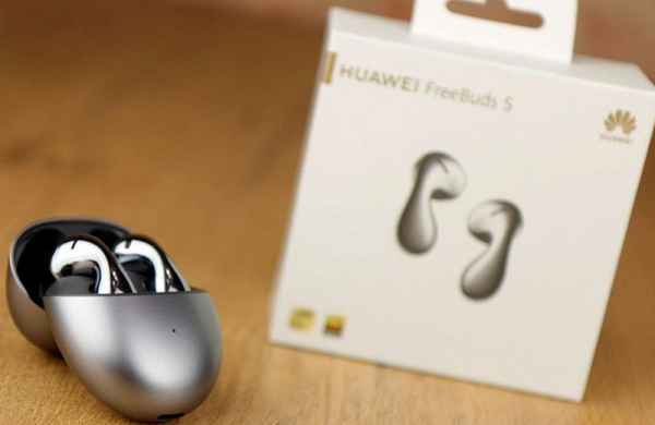 Обзор Huawei FreeBuds 5: новых TWS-наушников с очень уникальным дизайном