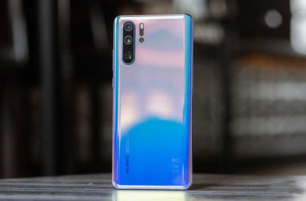 Обзор Huawei P30 Pro: уникальный и удобный камерофон