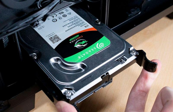 HDD (Hard Disk Drive) – Что это такое жёсткий диск в компьютере: как выглядит и работает