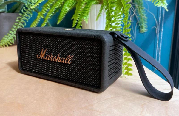 Обзор Marshall Middleton: высококачественной Bluetooth-колонки с высокой ценой и громкостью