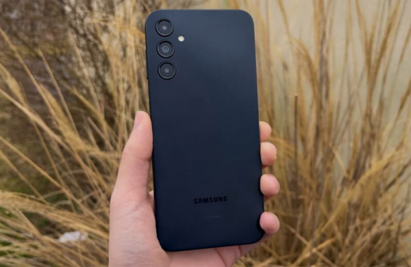 Обзор Samsung Galaxy A15: стильного бюджетного смартфона с великолепным дисплеем