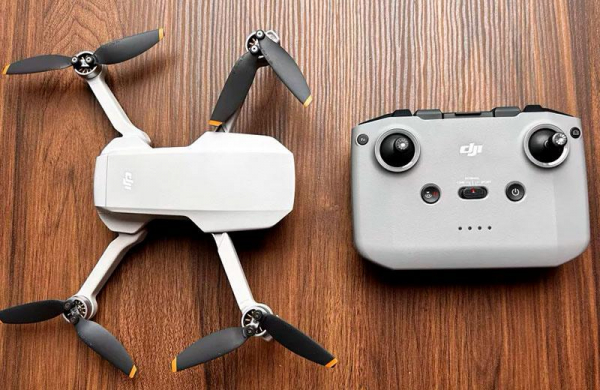 Обзор DJI Mini 2 SE: самый лучший и доступный квадрокоптер DJI для начинающих