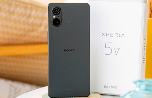 Обзор Sony Xperia 5 V: лучшего компактного смартфона для съёмки если бы не цена