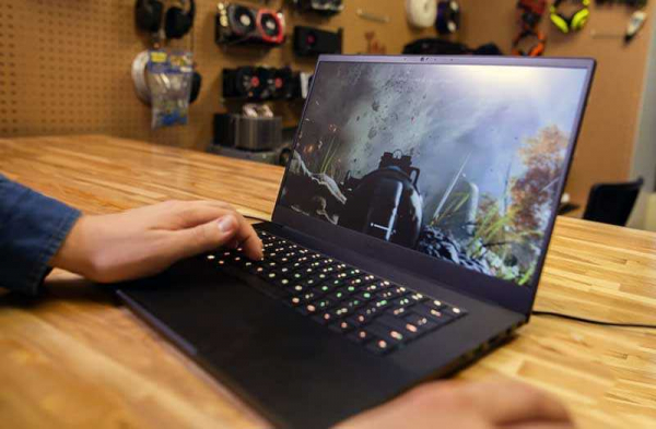 Обзор Razer Blade (2019): отличный ноутбук для игр и работы