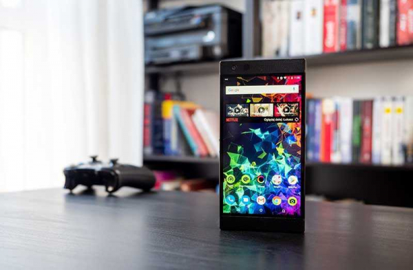 Обзор Razer Phone 2: лучший смартфон для игр и не только