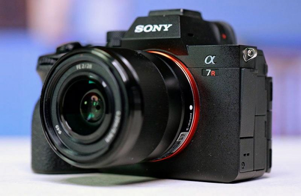 Обзор Sony a7R V: полнокадровой камеры для потрясающих фотографий разрешением 60 Мп