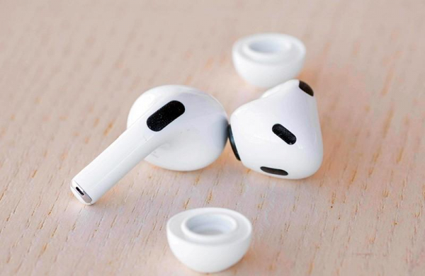 Обзор AirPods Pro 2: лучшие беспроводные наушники для пользователей Apple