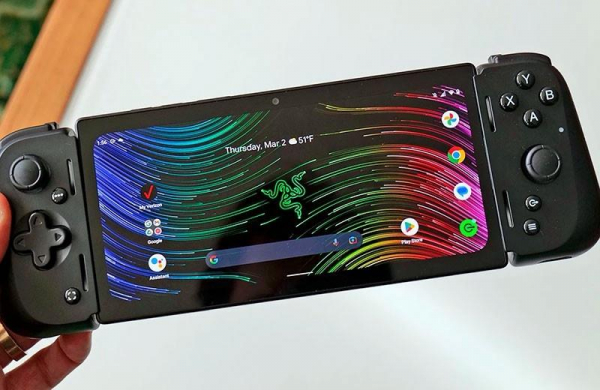 Обзор Razer Edge: дорогой игровой консоли для потоковых игр на ходу